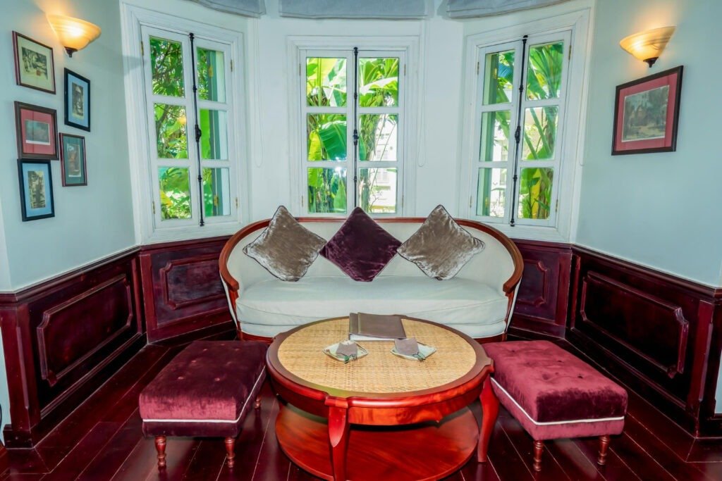 Luxury Furniture For Urban Living: Adapting Elegance To City Spaces