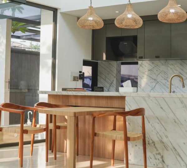 kitchen dining table